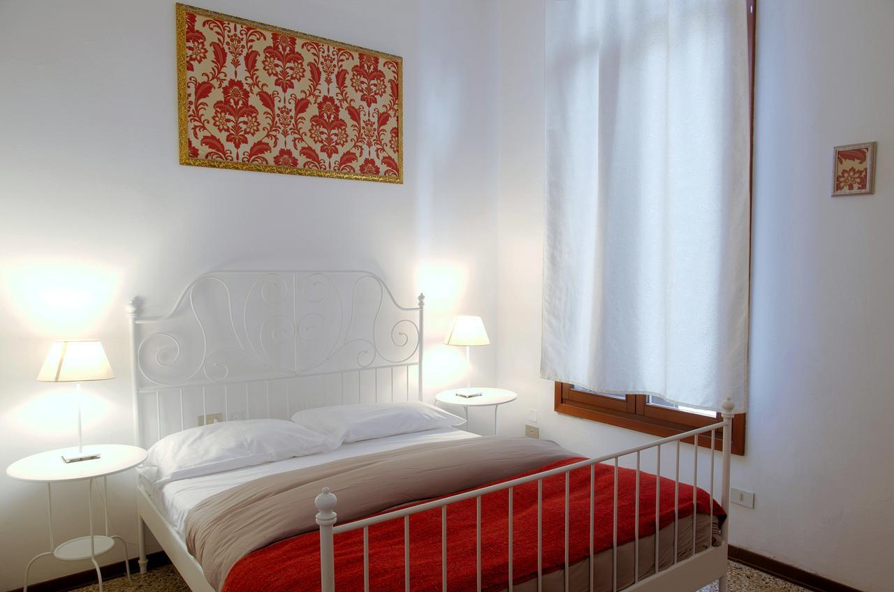 Maison d'hôtes La Fenice Venise